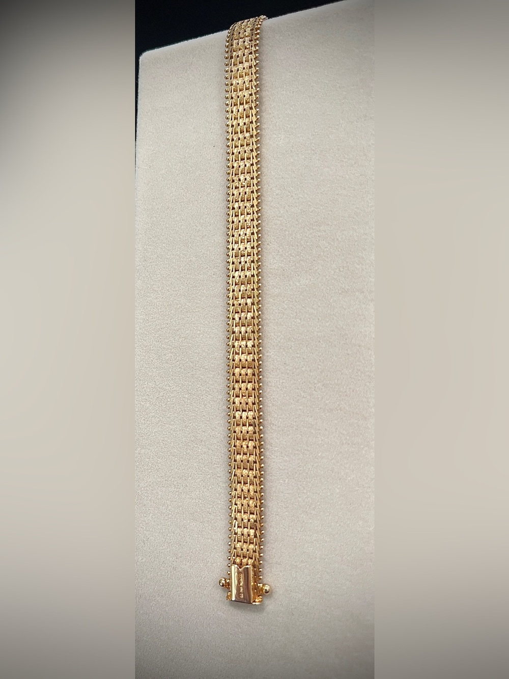 14K Vintage Gold 7.5in 9mm 14g Gate/Brick Link Bracelet - Picture 6 of 12